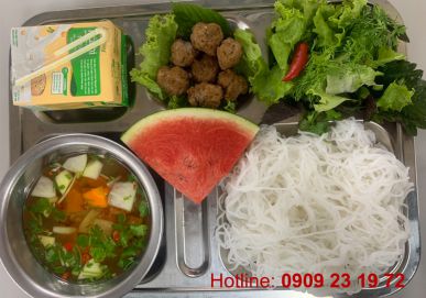 Cung Cấp Ăn Công Nghiệp Tại KCN Nam Tân Uyên, Bình Dương – Chất Lượng Qua Từng Bữa Ăn