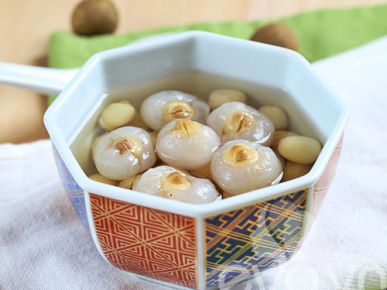 Chè sen long nhãn thanh mát chiều thứ Bảy