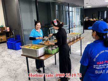 dich-cung-cap-suat-an-cong-nghiep-gia-re-3.jpg