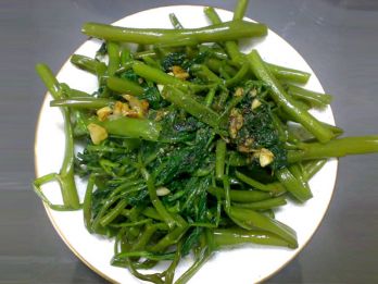 rau-muong-xao-toi.jpg